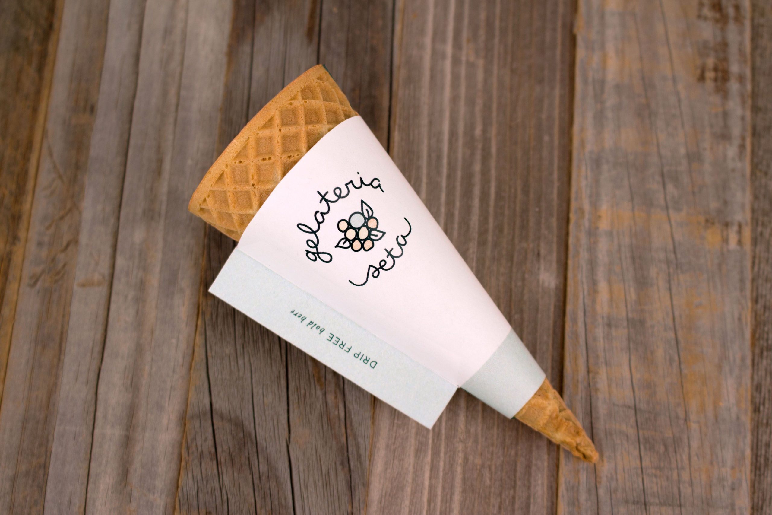 Custom Cone Sleeve: The Smart Way To Present Every Scoop