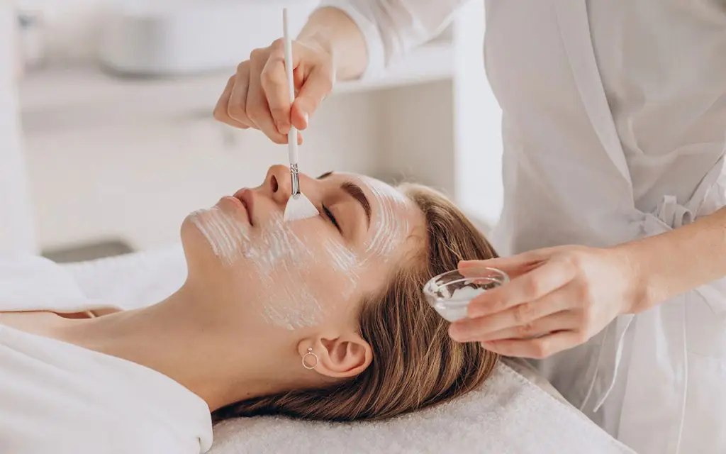 Chemical peels in Abu Dhabi