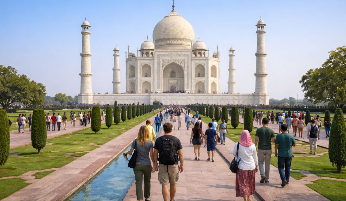 Exploring the Best Taj Mahal Tours from Delhi – A Complete Travel Guide